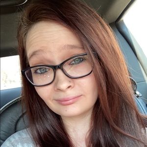 Meet your Posher, Lilly